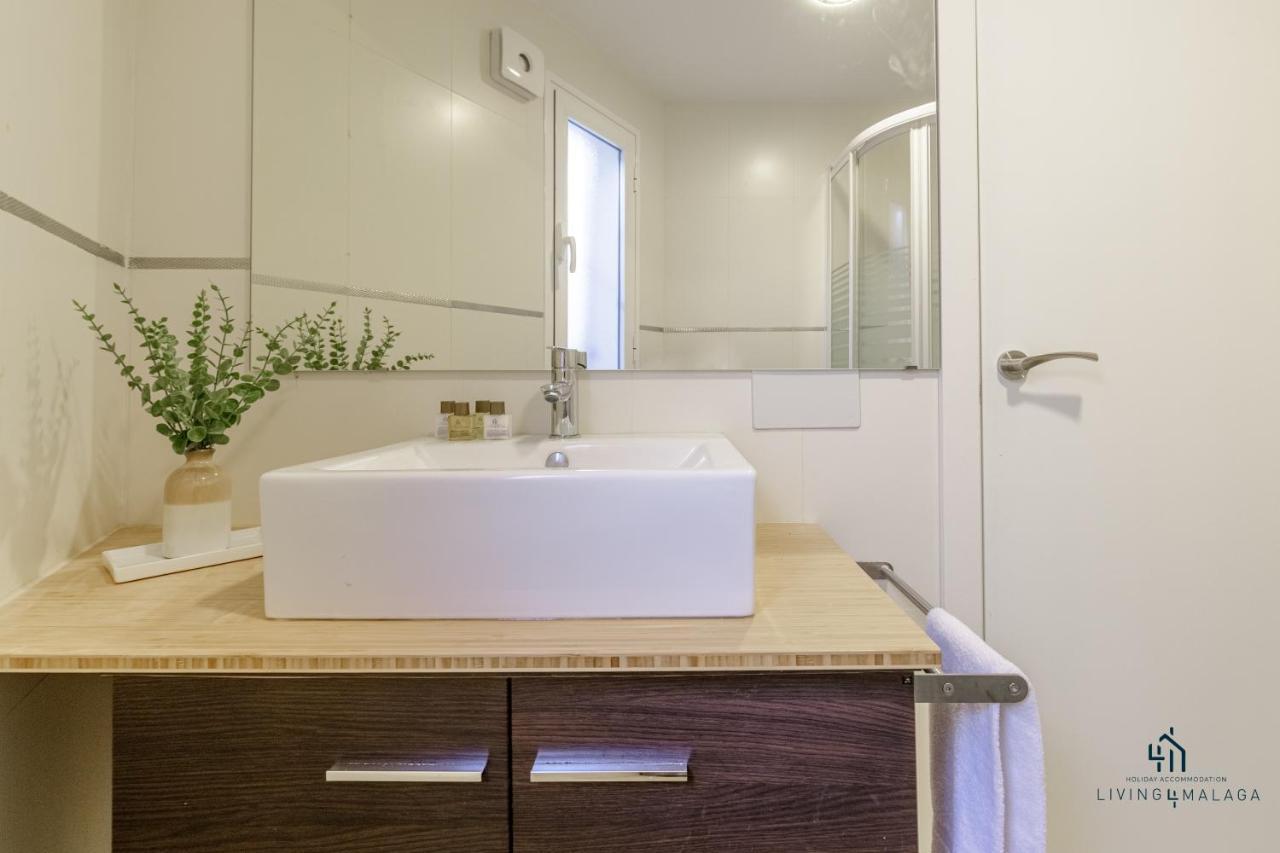 Lägenhet Living4malaga Sea View Deluxe *